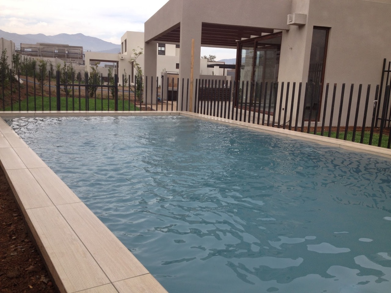 reparación de piscinas pintura - diamond brite